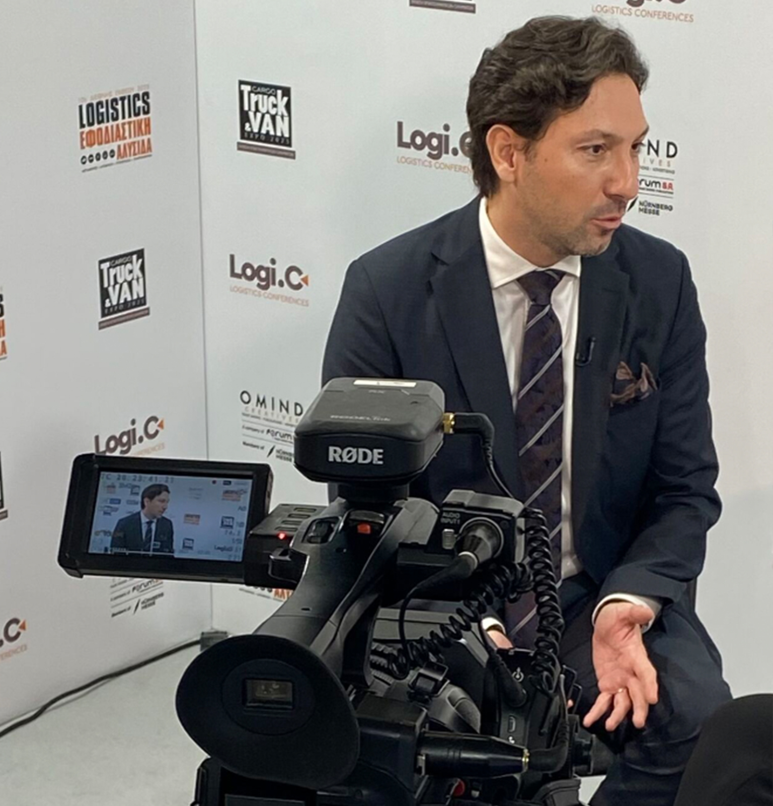 Athens opens its arms to transport and logistics