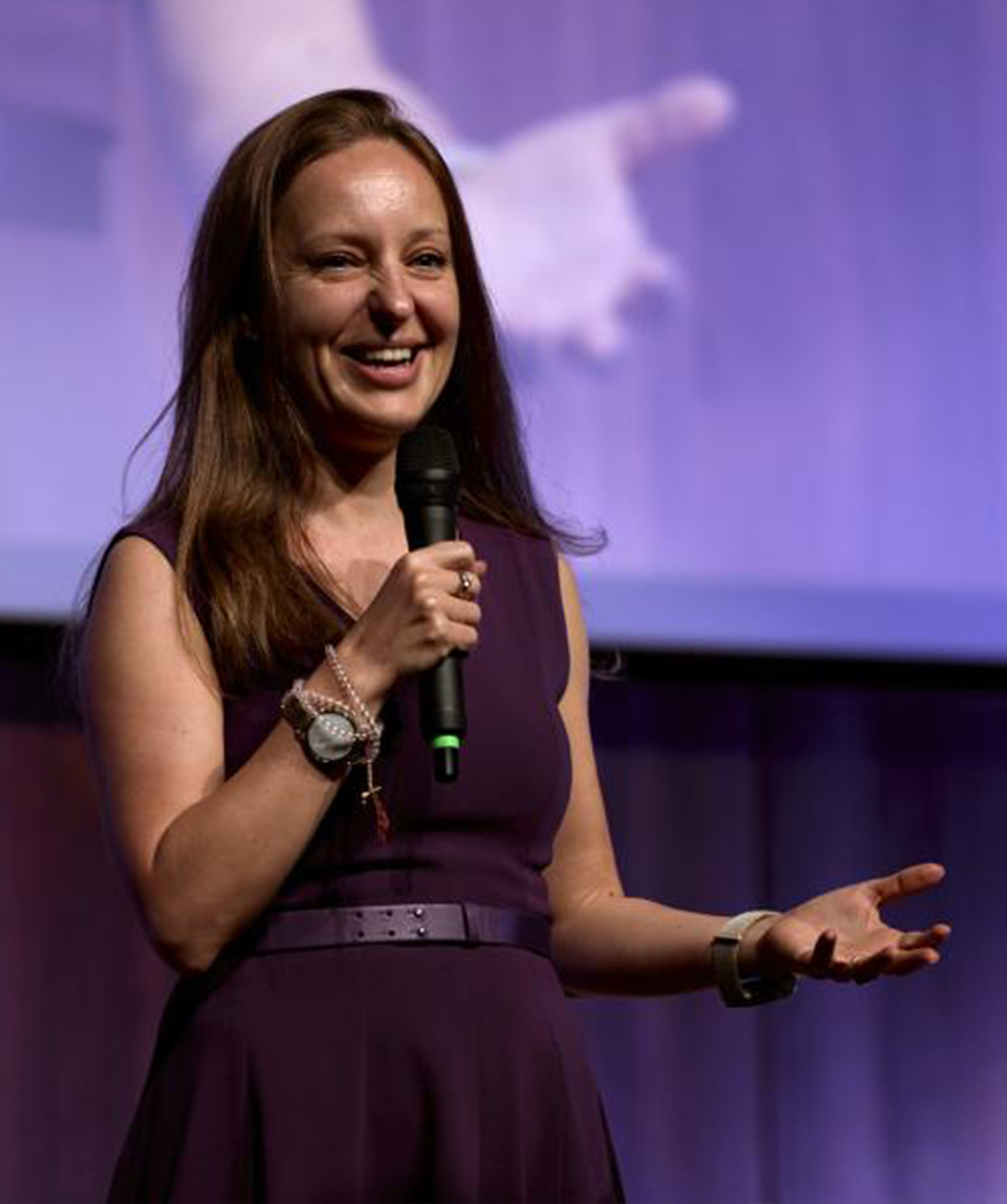 Put photos here in carousel sent via Webex     Driving the decarbonisation debate     Throughout 2025, IRU ensured that the transition to low- and zero-emission road transport remained grounded in operational reality.   A highlight was IRU&rsquo;s EU decarbonisation flagship event, held in Brussels with the participation of the Belgian Minister for Mobility, EU policymakers, industry leaders and operators. The event focused on realistic decarbonisation pathways, fleet diversity and the importance of enabling cond