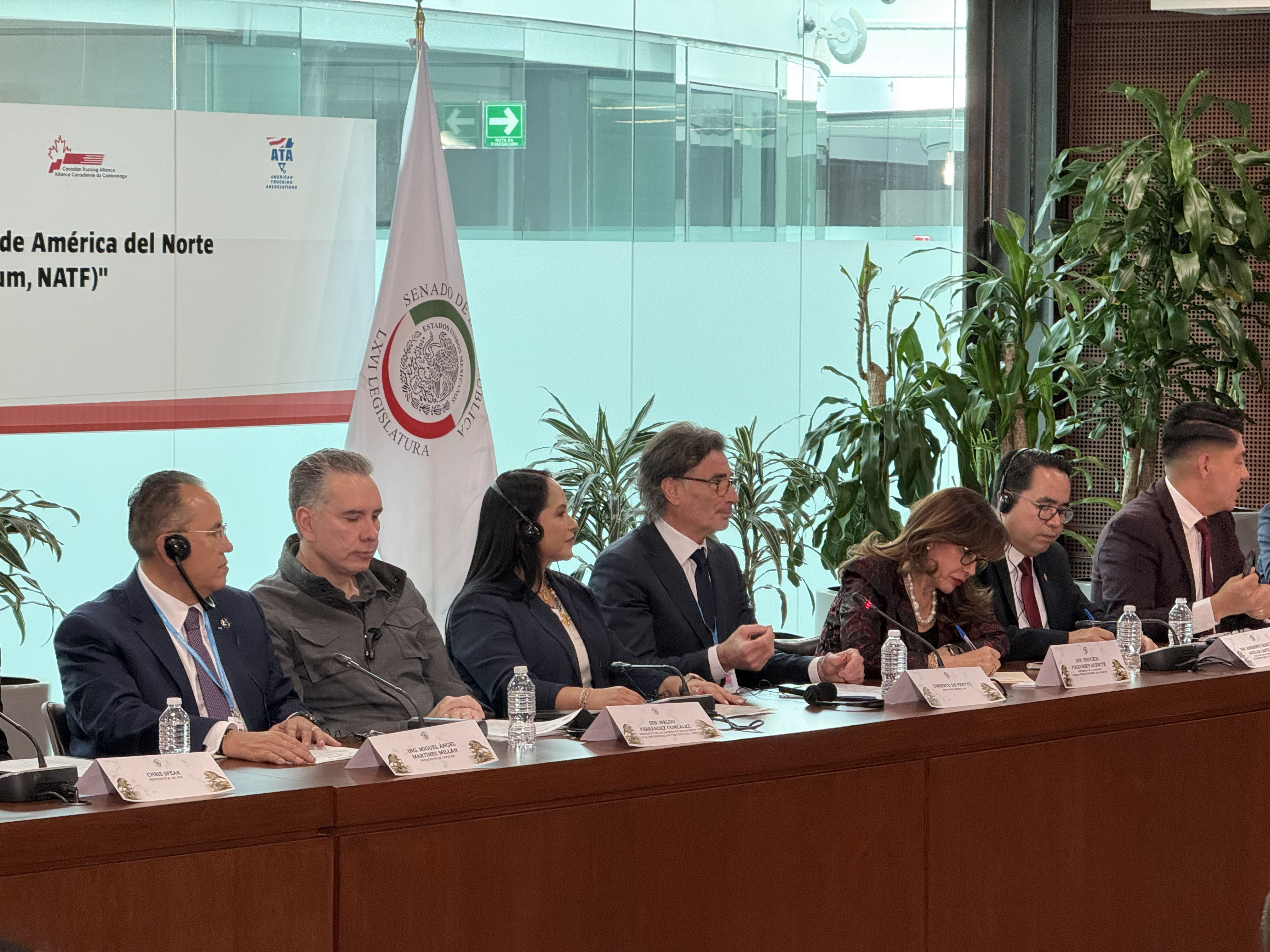 North American trucking chiefs talk as trade agreement revision looms