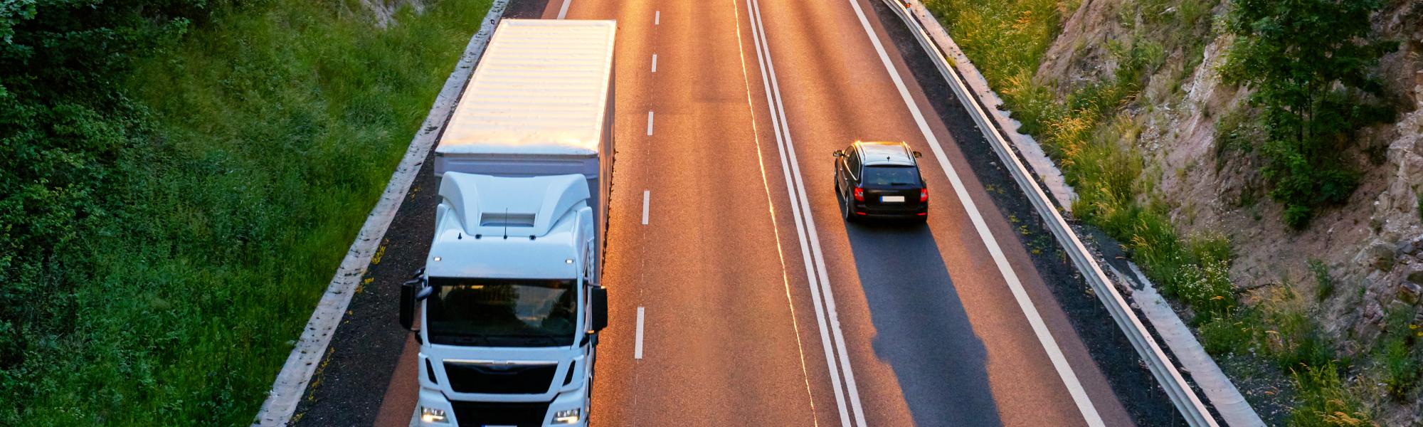 The Upply x Ti x IRU European road freight rates index found that Q3 rates remained flat in the contract index quarter on quarter (q-o-q). In contrast, the spot rate index fell by 4.4 points q-o-q. Overall, both the spot and contract rate indexes have fallen year on year (y-o-y).