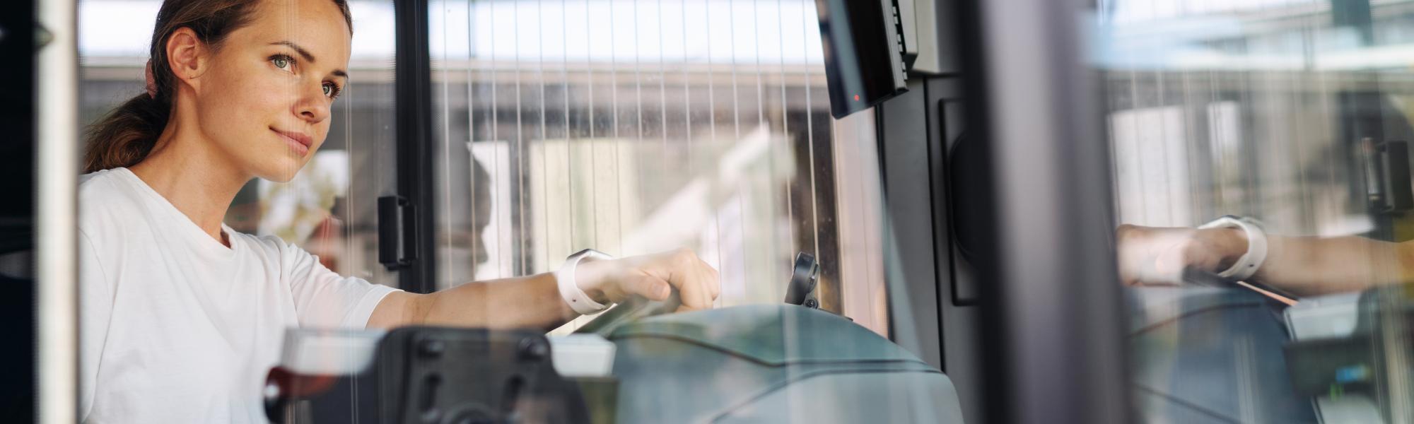 New EU driving rules open road to young, safe drivers