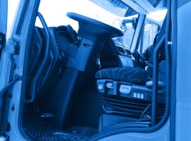 Углубляющийся возрастной разрыв усугубляет кризис нехватки водителей грузовиков: новый отчёт IRU