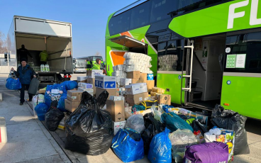 Helping Ukraine&rsquo;s refugees one bus at a time