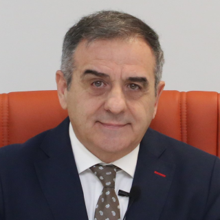 Ram&oacute;n Valdivia