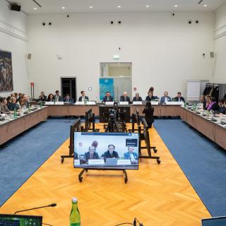 Minutes, not maps: making borders work for the Middle Corridor