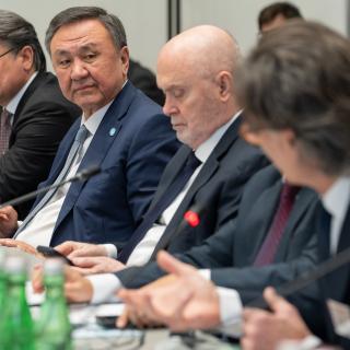 Minutes, not maps: making borders work for the Middle Corridor