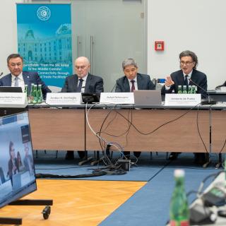 Minutes, not maps: making borders work for the Middle Corridor