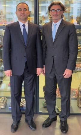 Umberto de Pretto and Uzbekistan&rsquo;s chief of customs Akmalhoja Mavlonov