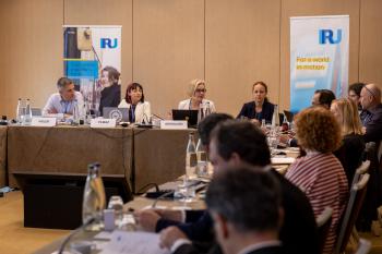 IRU passenger transport council presentations on key trends in the bus and coach sector